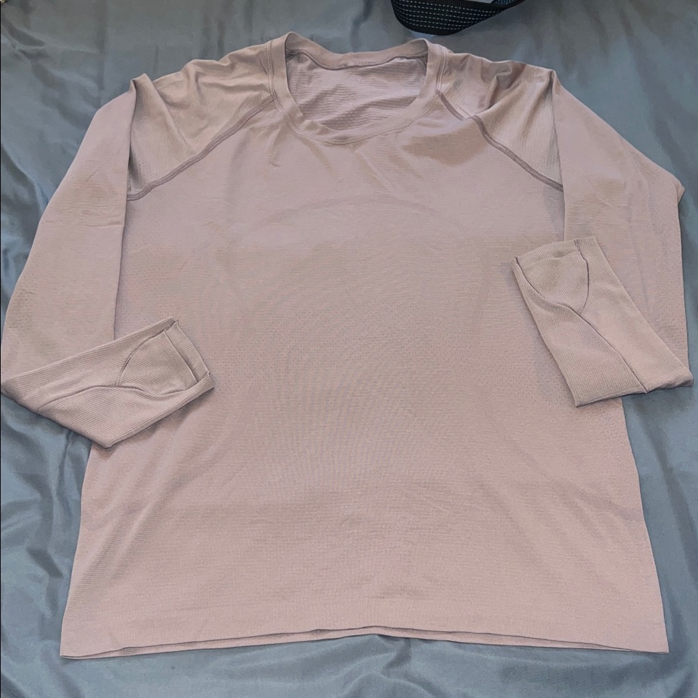 lululemon athletica Light purple mauve swiftly tech Long Sleeve Tee